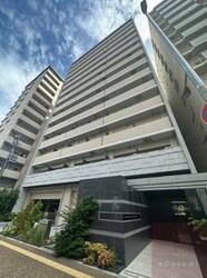 S-RESIDENCE江坂Eminenceの物件外観写真